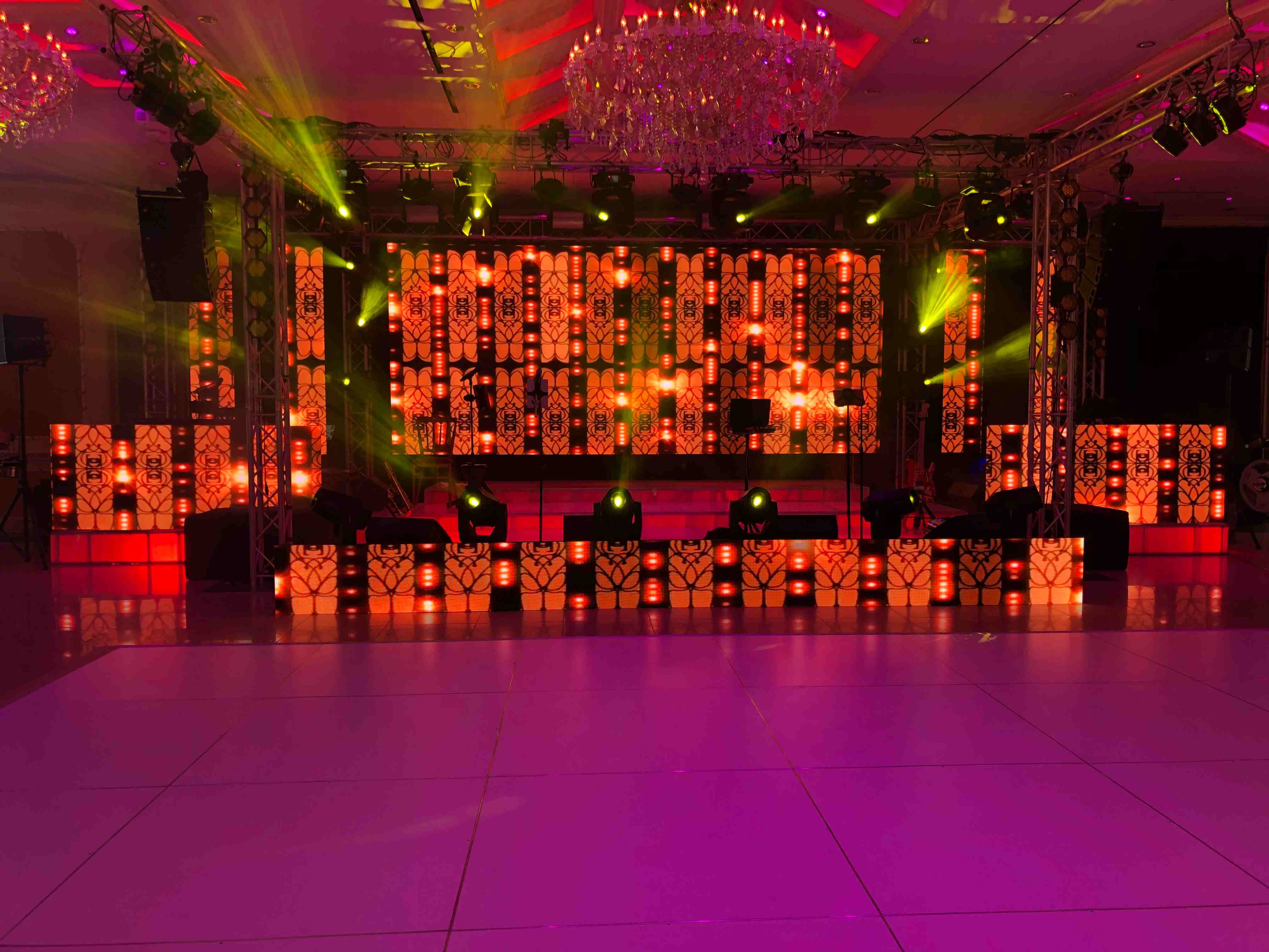 Managing Latency in Real-Time LED Wall Systems